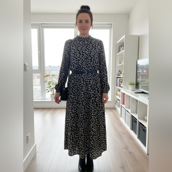 Elegant Floral Long Sleeve Maxi Dress Turkey | Stretchy Modest Style Fit - M/L** - Picture 3 of 12